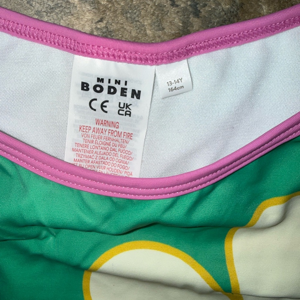 Mini Boden Green Daisy Long-Sleeve Kids Swim Set with Yellow & White Flower - Picture 2 of 2